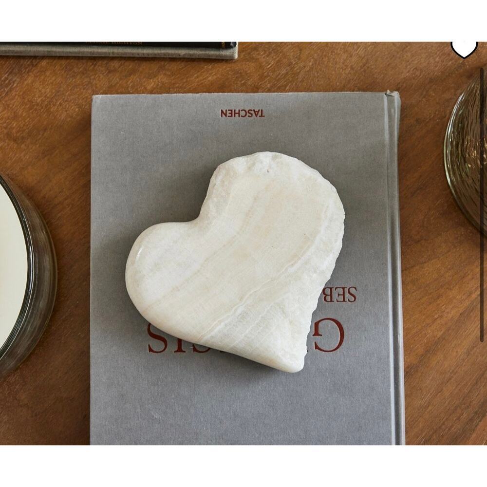 Pottery Barn Onyx heart object - Picture 3 of 7